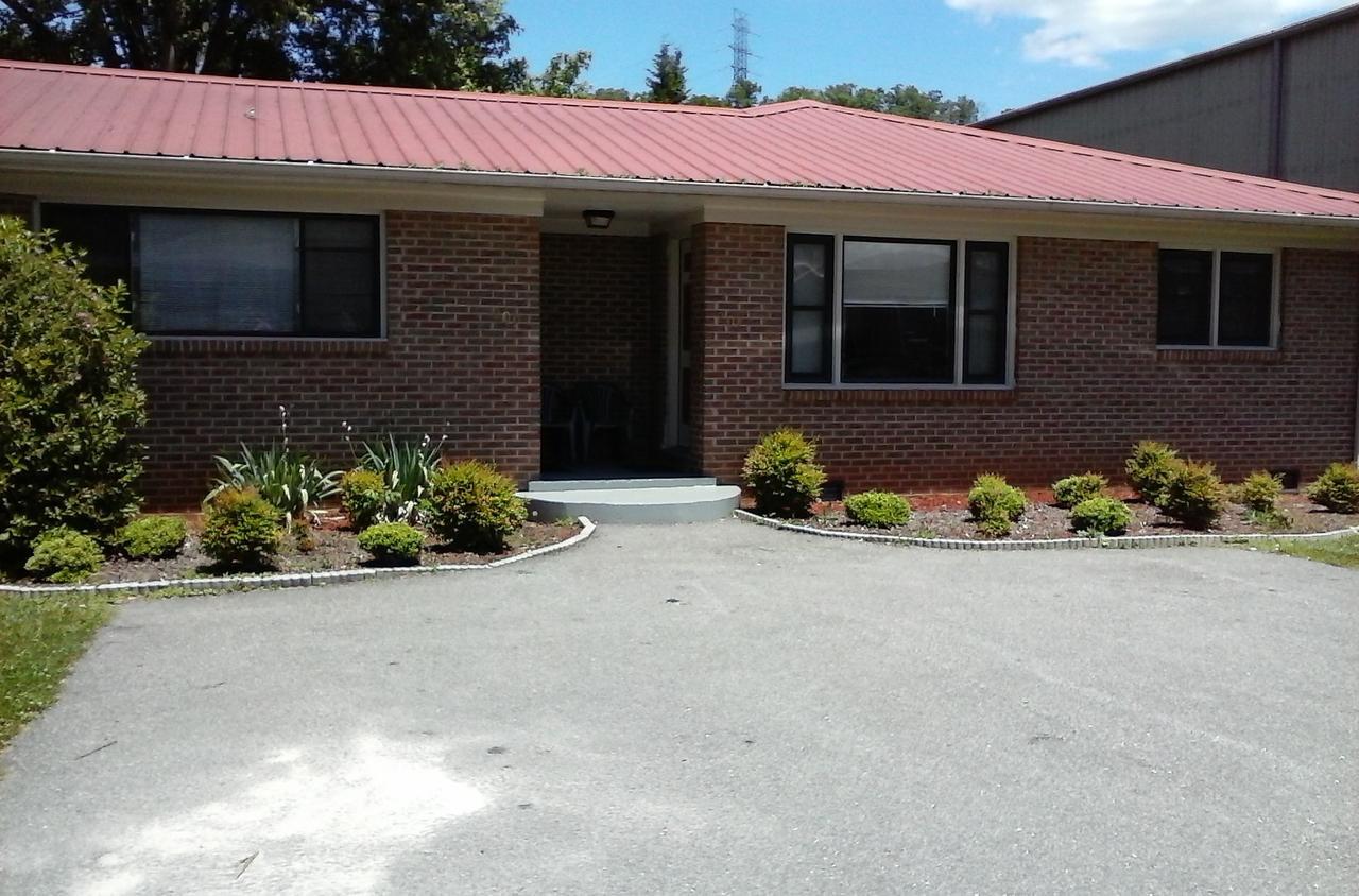 Phillips Historic Motel & Cottages Robbinsville Exterior photo